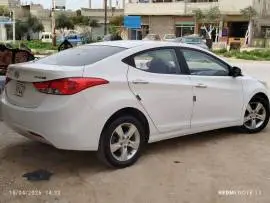 Hyundai Elantra 2011, RF10554098