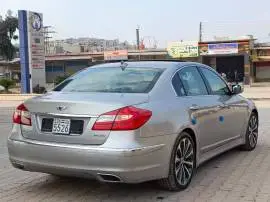 Genesis 2012, RF19018418