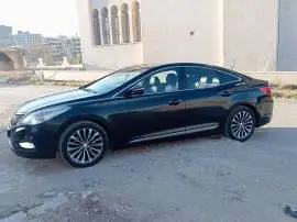 هيونداي أزيرا 2013, حلب, RF86659820