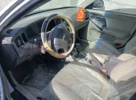 هونداي أفانتي 2005, RF93788347