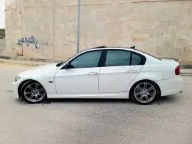 BMW 320d 2011, Idlib, RF17748023