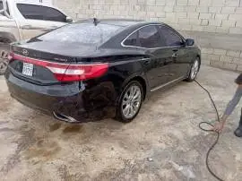 هيونداي ازيرا 2012, RF90442306