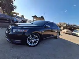 Ford Taurus 2013, Aleppo, RF19679662