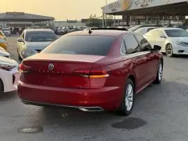 فولكس فاجن باسات 2021, حلب, RF11428500