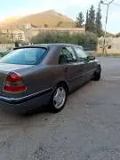 Mercedes 180s 1994, RF21967148