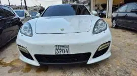 بورش باناميرا 2010, حلب, RF28003740