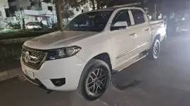 تويوتا هايلوكس 2020, RF28389945