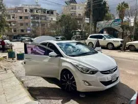 Hyundai Avante 2011, RF13991944