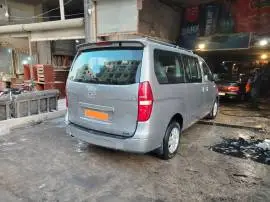 فان هيونداي H1 سنة 2011, دمشق, RF21253261