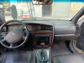 أوبل ستايشن 1998 محدثة 2001, RF33685862