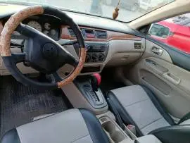 مبيعات لانسر 2006, RF67295879