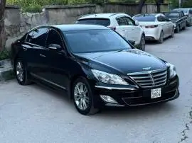 Hyundai Genesis 2012, Aleppo, RF69245359