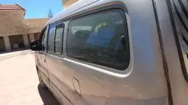 فان ستاريكس 2002, RF36287281