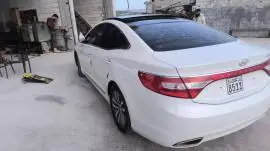 هيونداي ازيرا 2012, RF16661741