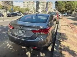 Hyundai Avante 2011, RF13724790