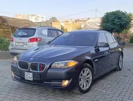 بي ام دبليو 520 موديل 2012, RF13686195