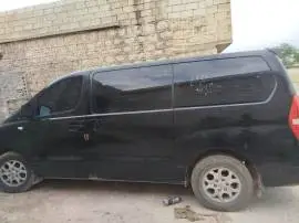 Hyundai H1 2012, RF76570392