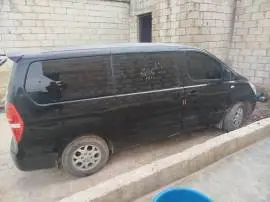 Hyundai H1 2012, RF76570392