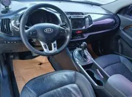 سبورتاج R 2011, حلب, RF19360318