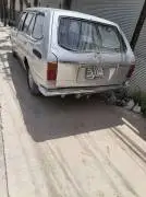 تويتا كورولا 2005, RF18897481