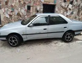 بيجو ايراني 2008, حلب, RF19982755