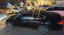 Infiniti 2012, Aleppo, RF14572161