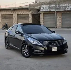 هيونداي ازيرا 2011, RF11167794
