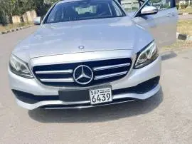 مرسيدس E300 2017, دمشق, RF18343934
