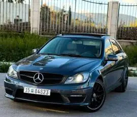 مرسيدس بنز C63 AMG 2011, دمشق, RF16382239