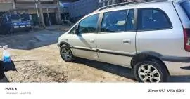 Opel Zafira 2003, Homs, RF16504570
