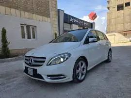 مرسيدس بي 200 2010, RF10417480