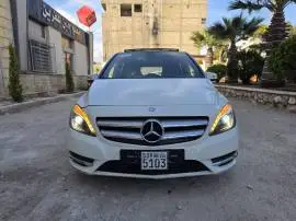 مرسيدس بي 200 2010, RF10417480