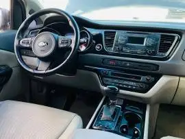 كيا كرنفال 2015, RF15518519