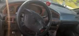 Kia Carnival 2000, Idlib, RF61534428