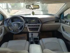 سوناتا 2015, دمشق, RF14652482