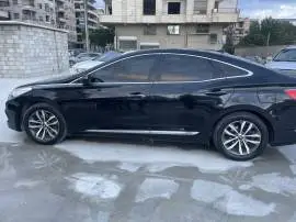 هيونداي أزيرا 2012, RF18067816