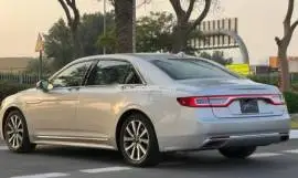 لينكولن كونتيننتال 2017, حلب, RF83164491