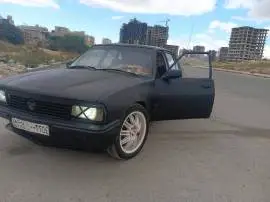 أوبل سكونا 1977, دمشق, RF12167381