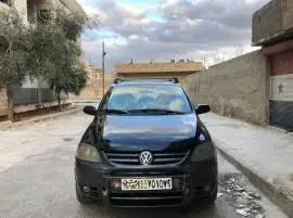 فولكسفاغن كروس فوكس 2007, دمشق, RF10820098