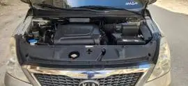 Kia Grand Carnival 2011, Idlib, RF19455926