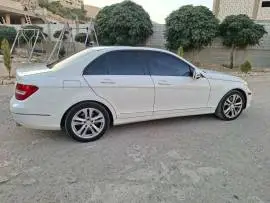 مرسيدس C300 موديل 2013, RF15264773