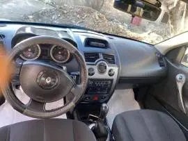 Renault Megane 2005, RF64353410