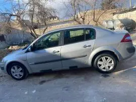 Renault Megane 2005, RF64353410