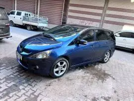 Mitsubishi Grandis 2006, RF47686535
