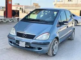مارسيدس موديل 2006, حلب, RF17545385