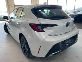 Toyota Corolla 2023, RF41518829