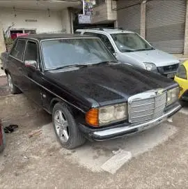 مرسيدس 230 1984, دمشق, RF27447828