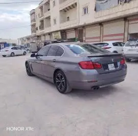 بي ام دبليو 520 موديل 2011, RF30175418