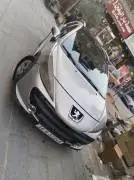 بيجو 207 2010, دمشق, RF59885313
