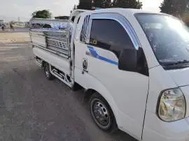 كيا 2700 موديل 2010, RF35933142